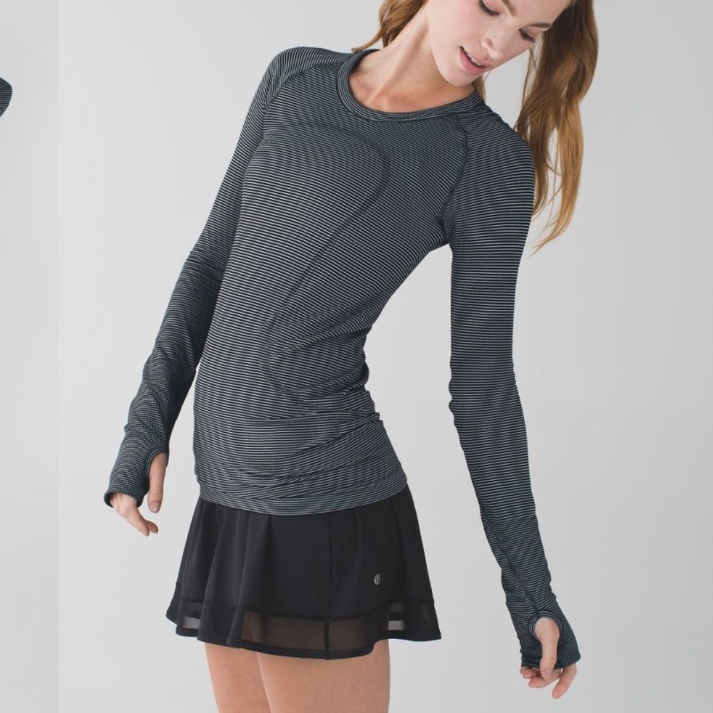 Lululemon Swiftly Tech Long Sleeve Crew
Tempo Stripe Black White